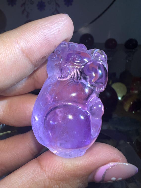 amethyst full of rainbow pixiu 2.1 x 1.5 x 1.3 inches