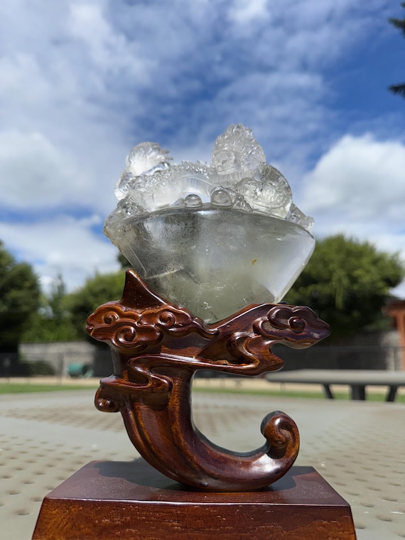 garden golden mica quartz dragon carved