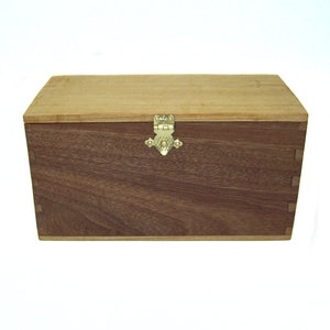 Cofre de almacenamiento de madera, baúl de almacenamiento de madera maciza,  caja del tesoro de madera vintage, baúl de almacenamiento grande