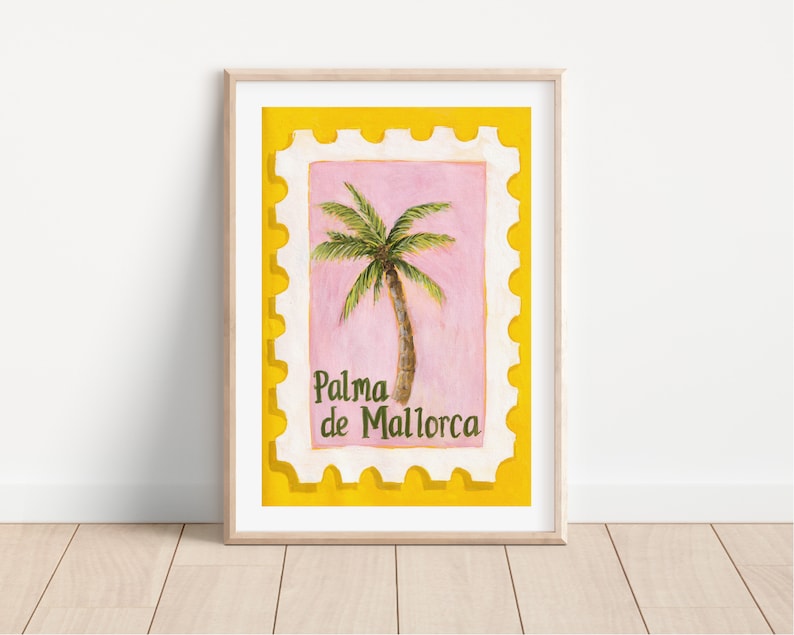 May include: An illustrated print of a palm tree in yellow and pink with the text "Palma de Mallorca" on a white background.