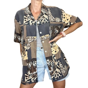 Vintage 90s 100% silk oversized brown grey black animal print tiger short sleeve button up short sleeve top blouse 38