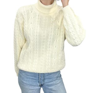 Vintage 90s Wainscott cream 100% cotton cable knit turtleneck pullover fisherman sweater M