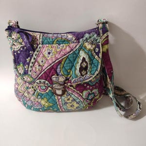 Vintage Vera Bradley Women Crossbody bag Size 10 Inc Tall.