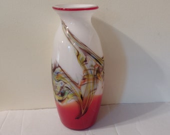 Vintage italiensk blomvas i Murano-glas, 1970-talet. Storlek 30 cm hög. Flerfärgad.