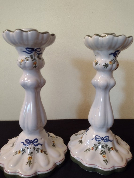 ヴィンテージ キャンドルホルダー 2 個セット。リボン/花。イタリア PV