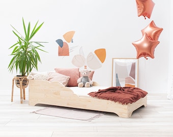 Cama Montessori – Cama infantil Pomba de madera con forma de casita, madera natural, diseño escandinavo.