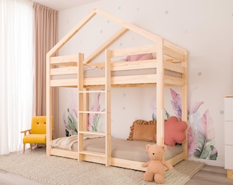 Litera Montessori – Saja II Cama compacta con forma de casa para niños, madera maciza, diseño que ahorra espacio.