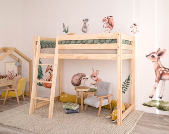 Cama alta Montessori – Sigelo I, cama infantil elevada de madera natural, diseño escandinavo.