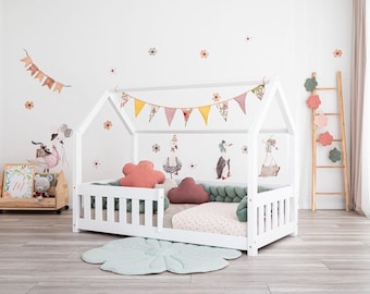 Cama infantil Montessori Meli House pintada a mano con barandilla de seguridad – Muebles infantiles de estilo escandinavo