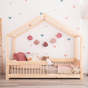 Hausbett Kinderbett mit Runde Geländer, Montessori Bodenbett, Pipit, House Bed 120x200, 140x200 Bild 1