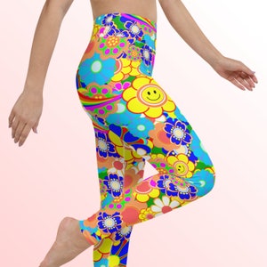 Retro Groovy Flower Yoga Leggings, Full Length Womens Leggings, Sizes XS-XL, Workout Leggings, High Waist Leggings, Yoga Pants, P02