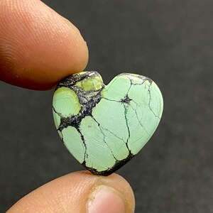 Natural Cloud Mountain Turquoise Cabochon...Hubei Cloud Mountain Turquoise Gemstone...Heart Shape Turquoise...20x20x4mm...11Ct