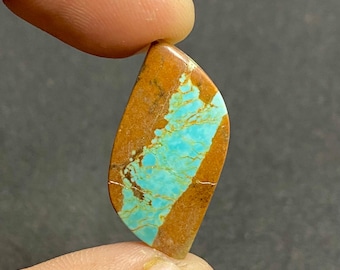 Number 8 Turquoise Cabochon, Handmade Fancy Gemstone (25x14x5mm, 15Ct)