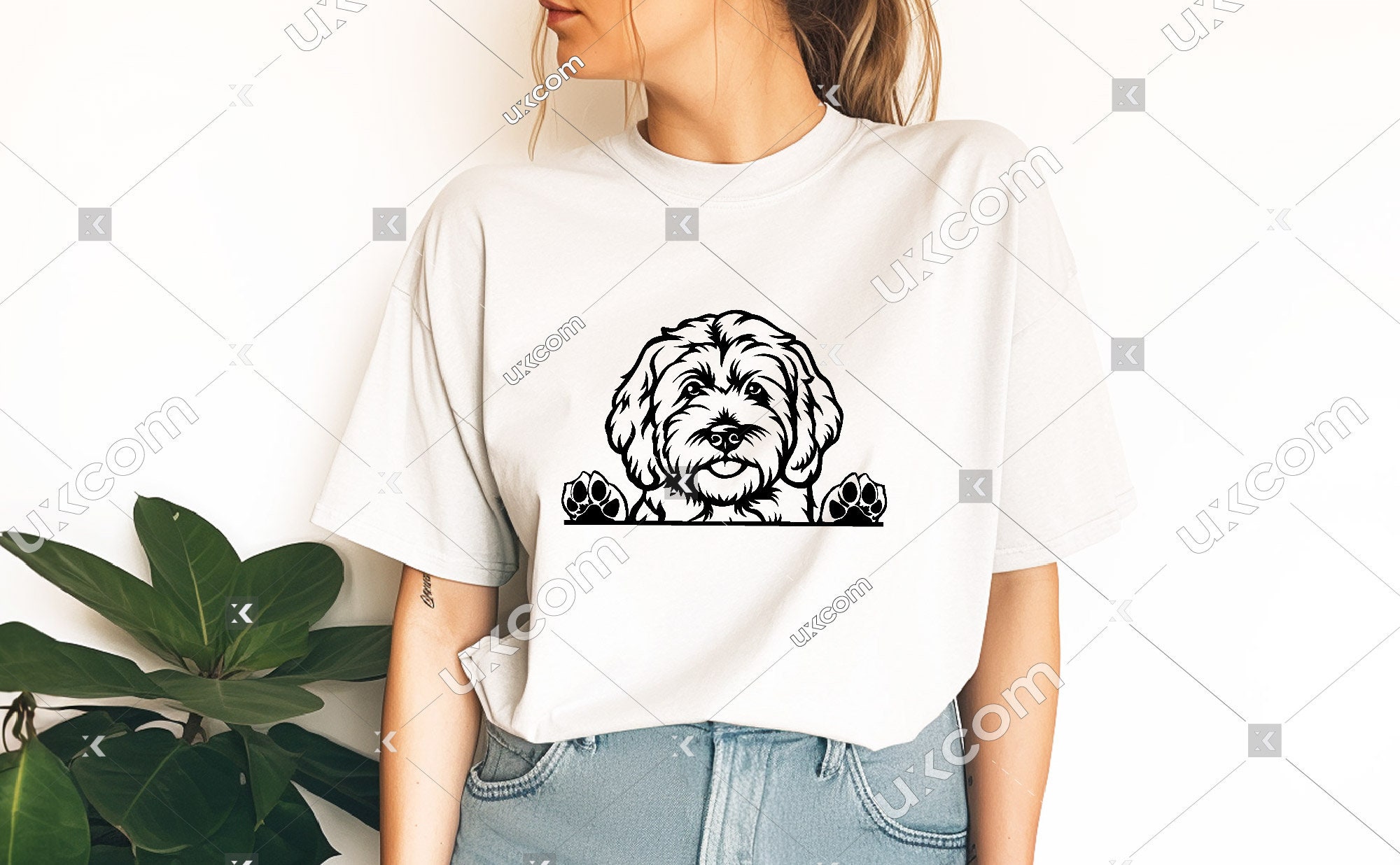 Labradoodle Goldendoodle Peeking Dog Commercial Doodle Mom Dog Lover ...