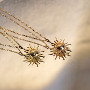 14k Solid Gold Sun Necklace, Minimalist Sun Necklace, Small Sun Pendant, Sunburst Neclace, Gift for Her, Gold Sun Charm, Sunshine, Birthday