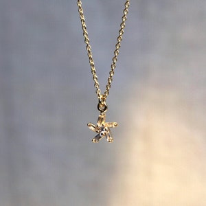 Tiny Flower Necklace, 14k Solid Gold Necklace, Flower Pendant Necklace, Minimalist Necklace, Gift for Her, Birthday Gift, Floral, Dainty