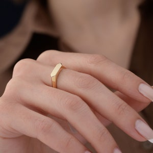 14k Gold Personalized Ring, Gold Engraved Ring, 14k Solid Gold Signet Ring, Custom Signet Ring, Unique Ring,Personalized Gift,Christmas Gift