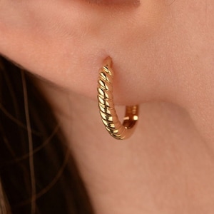 Gold Croissant Hoop Earring, 14k Solid Gold Hoop Earring, Gold Twisted Hoop, Minimalist Earring, Gift for Her,Everyday Earring,Birthday Gift