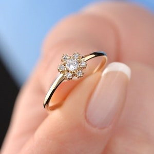14k Solid Gold Snowflake Ring, Minimalist, Dainty, Flower Band, Gift for Her, Cubic Zirconia Ring, Anniversary,Birthday,Christmas Gift
