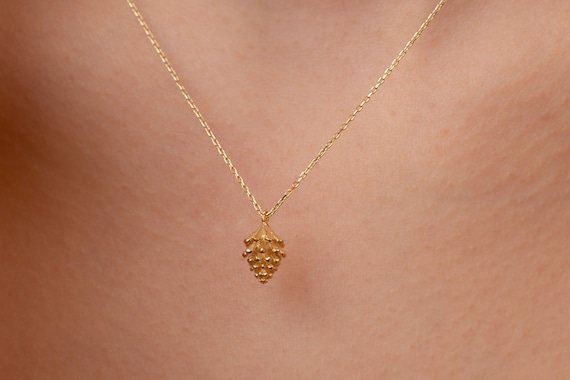 14k Solid Gold Pine Cone Necklace, Pine Cone Pendant, Autumn Charm, Winter Jewelry, Nature Lover Gift, Cute, Minimalist, Christmas Gift