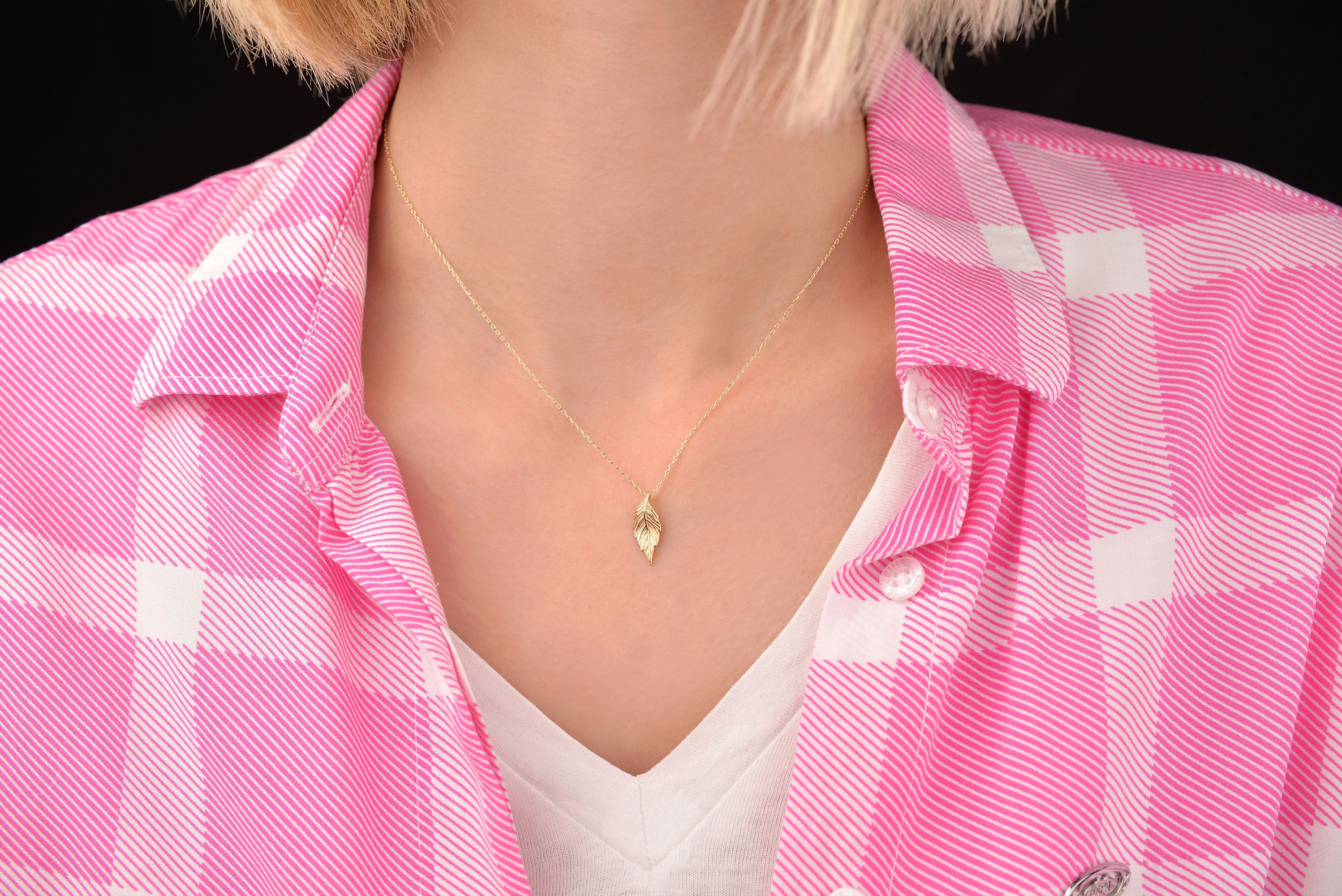 Gold Leaf Necklace Leaf Pendant 14k Solid Gold Necklace Etsy