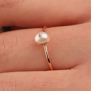 Dainty Pearl Ring, 14k Solid Gold Ring, Minimalist Pearl, Delicate, Simple Ring, Pearl Solitaire Ring, Bridesmaid Gift, Christmas Gift