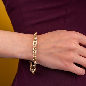 14k Solid Gold Tricolor Oval Link Bracelet, Rolo Chain, Sparkly Faceted Bracelet, Dainty Bracelet, Unique Gift for Women, Christmas Gift image 4