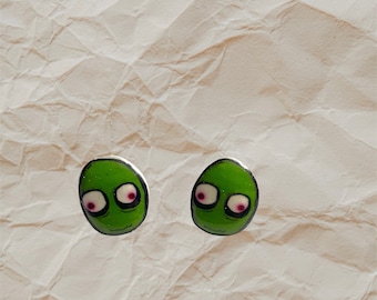 Salad fingers head stud earrings