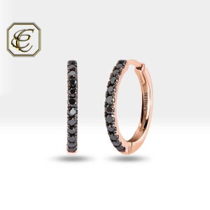 Orecchini a cerchio con diamanti neri / Piccoli orecchini Huggies in oro massiccio 14k / Orecchini Huggie da 15 mm-12 mm-10 mm / Regalo di compleanno / Gioielleria raffinata di Chelebi