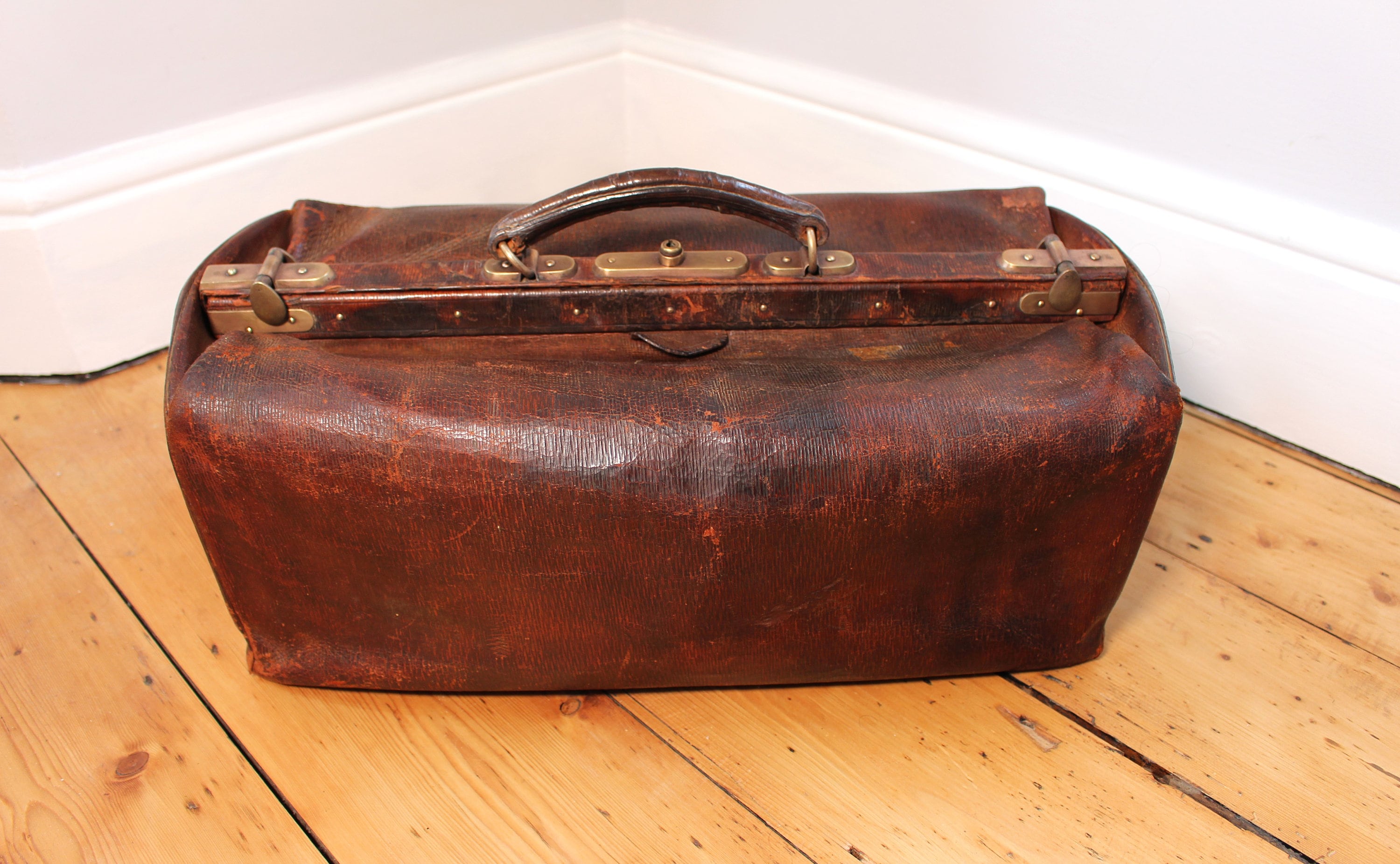 1900s Real Gladstone Antique Brown Leather Bag 