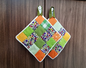 Set med quiltade grytlappar: Patchwork-bomullsgrytlappar, orange och gröna