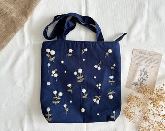 Hand Embroidered Daisy Linen Bag, Cute Small Daisies Embroidery Market Bag, Eco Friendly Grocery Bag, Aesthetic Bag, Handmade Tote Bag