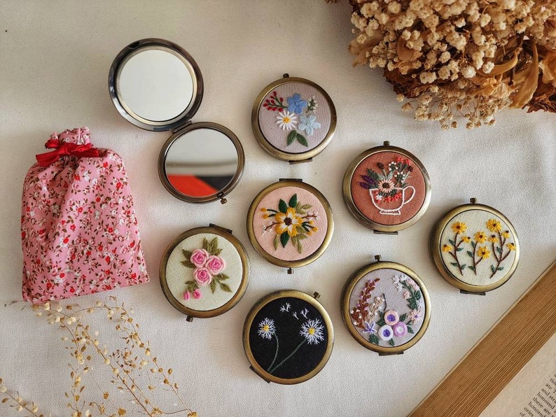 Floral Embroidered Compact Mirror, Vintage Makeup Mirror, Gift For Her, Aesthetic Bridesmaid Gift, Bridesmaid Compact Mirror, Collection 1 image 1