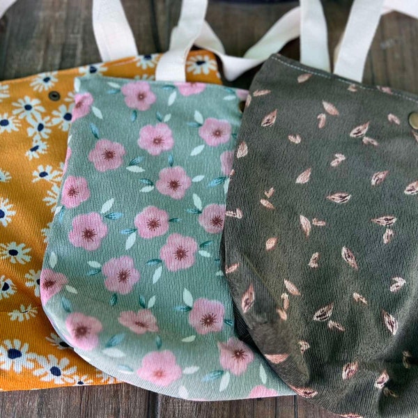 Floral Corduroy Small Totebag, Cute Daisy Lunch Bag, Eco Friendly Grocery Market Bag, Aesthetic Bag, Bridesmaid Gift, Teacher Tote Bag