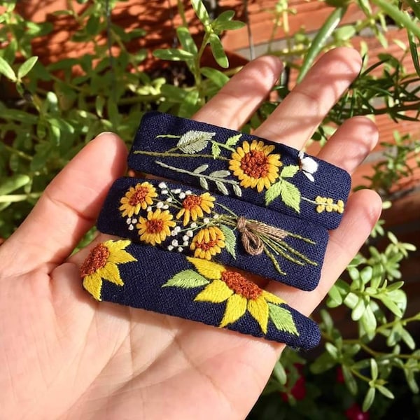 Sonnenblume gestickte Haarspangen für Frauen-Mädchen, handgemachte Haarspange, dunkelblaue Blumen-Snap-Clips, niedlicher Haarschmuck für Mädchen