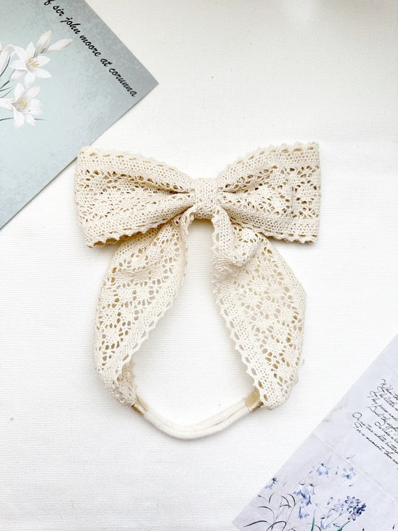 Fascia Capelli Neonato Con Fiocco Pizzo - Bianco, Per Battesimi E Feste - Foto 2