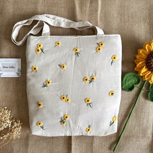 Hand Embroidered Sunflower Linen Bag, Cute Small Sunflower Embroidery Market Bag, Eco Friendly Grocery Bag, Aesthetic Bag, Handmade Tote Bag image 1