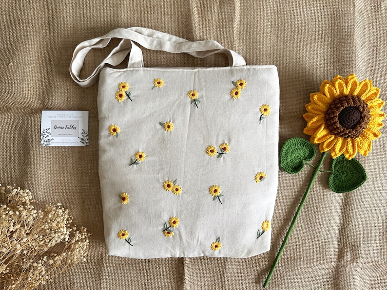 Hand Embroidered Sunflower Linen Bag, Cute Small Sunflower Embroidery Market Bag, Eco Friendly Grocery Bag, Aesthetic Bag, Handmade Tote Bag image 1