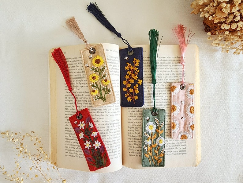 Floral Embroidered Bookmark, Cute Handmade Flower Bookmark, Linen Hand Embroidered Bookmark, Unique Gifts For Book Lovers image 1