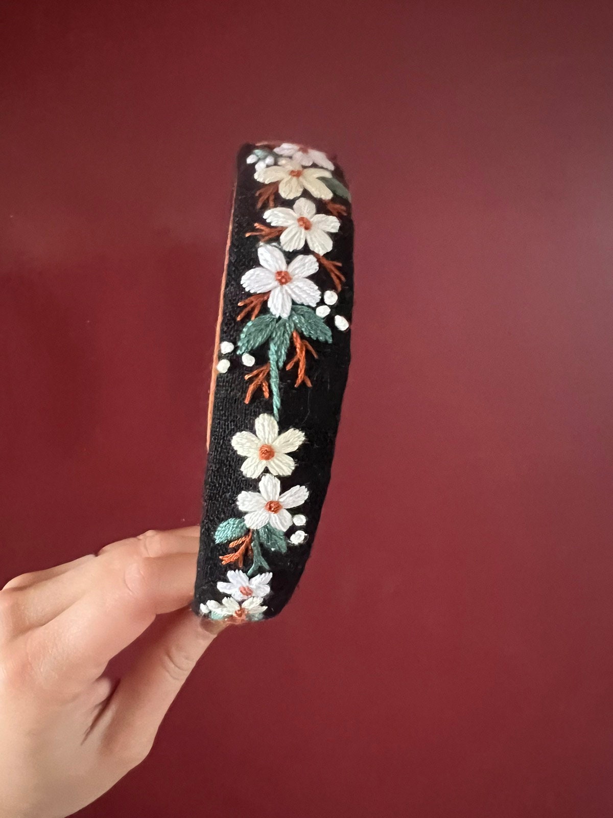 花柄の手刺繍リネンヘッドバンド。ハンドメイドヘアバンド、3Dフラワー