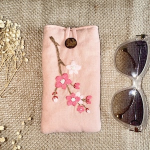 Flower Embroidered Glasses Case, Soft Linen Padded Eyeglasses Sleeve, Cute Floral Sunglasses Pouch 1.Pink-Cherry