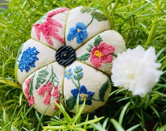 Floral Embroidered Pin Cushion Handmade, Blue Pink Flower Embroidery Round Pumpkin Pincushion, Pin Accessory, Pin Keeper, Sewing Room Decor