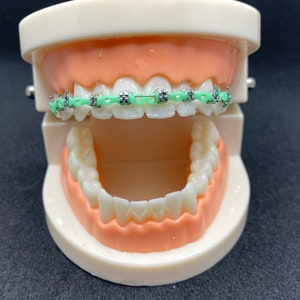 Fake Braces w adhesive powerchain -LONGER LASTING-w adhesive