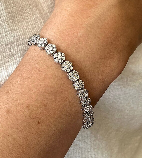Tiffany & Co. 9.23ct Diamond Platinum Tennis Bracelet | Tennis bracelet  diamond, Beautiful jewelry, Diamond bracelets