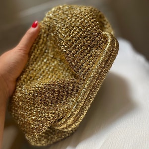 Bolso de mano pequeño de rafia dorada metalizada / Bolso de mano para novia o boda / Bolso de mano de noche
