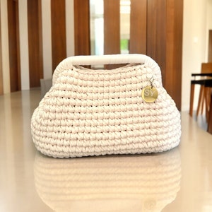 Bolso de mano de cuero tejido/Bolso de mano blanco con asa superior para boda/Vegano/Regalo hecho a mano