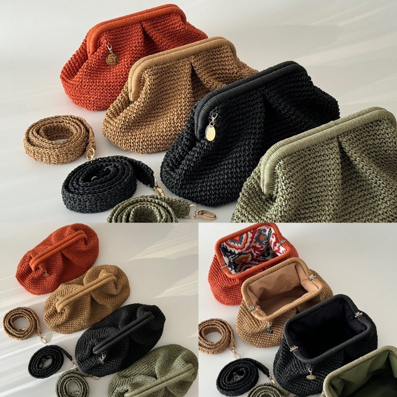 Pu&ograve; includere: Una collezione di dieci borse a mano all'uncinetto in vari colori, tra cui arancione, marrone, nero e verde. Le borse hanno un design unico e drappeggiato e sono realizzate con un filato morbido e testurizzato.