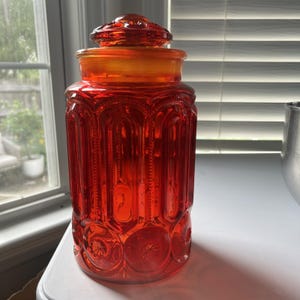 L E Smith Moon & Stars Amberina Glass 11&quot; Ruby Red Canister