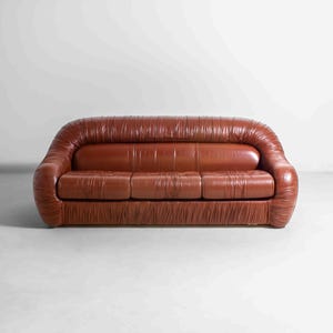 Rare &quot;Capriccio&quot; sofa in scrunched leather by Eurosalotto, 1970s