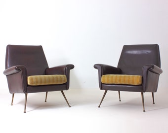 Two modernist Italian lounge chairs, 1960s